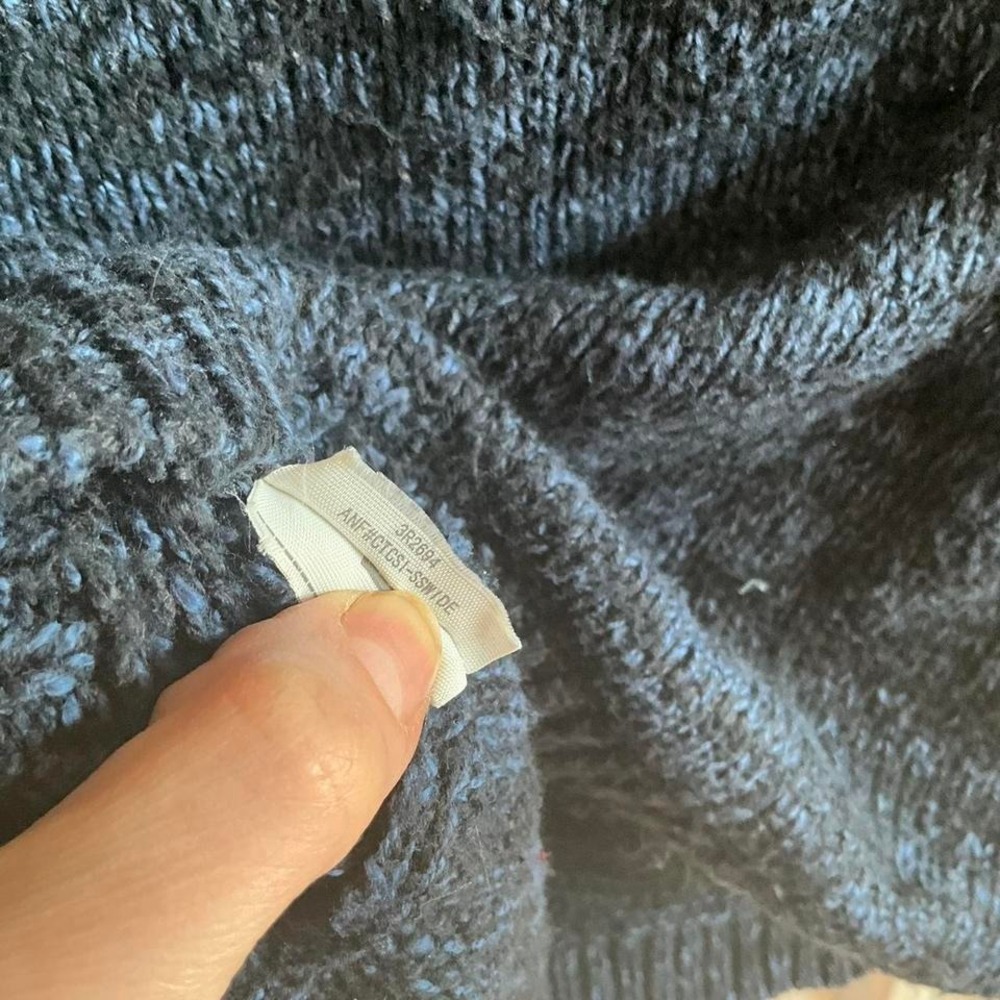 Hollister Blue and Black Zip Sweater -‎ Size Small - Picture 8 of 8